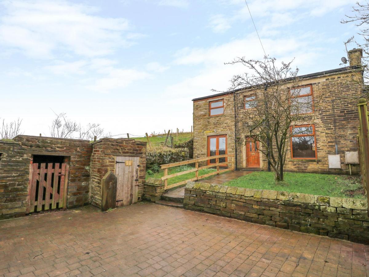 Moscow Mews Villa Bradford  Eksteriør bilde